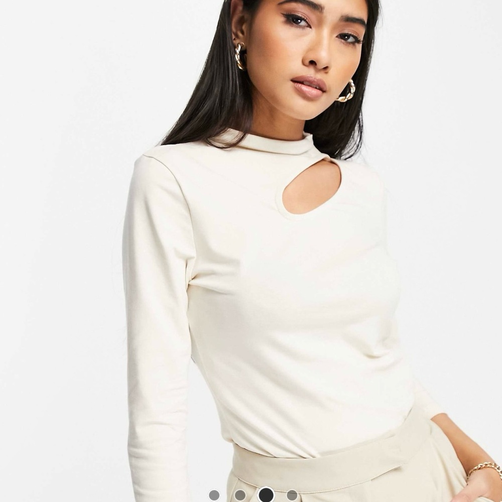 Vero Moda Cream Cut-Out Bodysuit